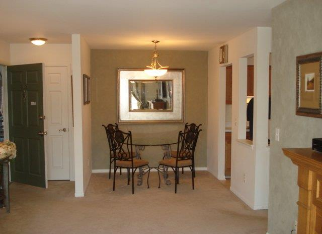 Condos for sale in Rochester Ridge Rochester MI 
